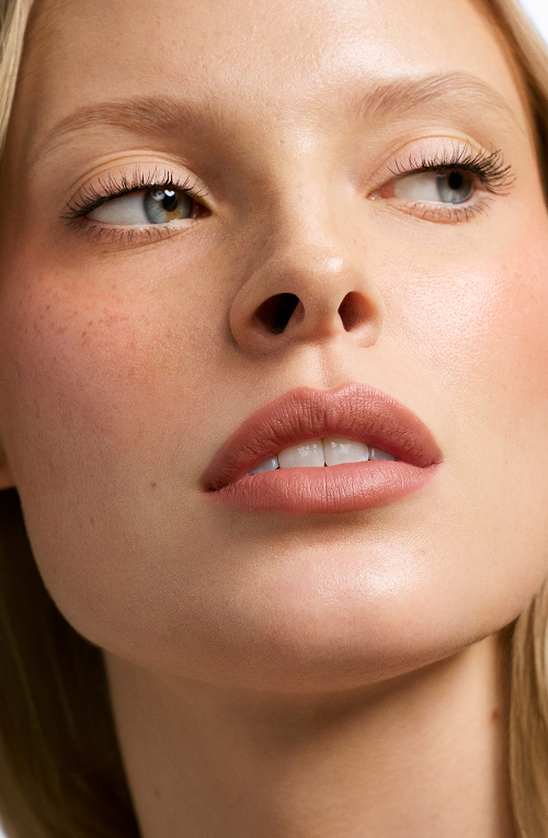 CARAMEL CUTIE Brun/beige med varm rød undertone