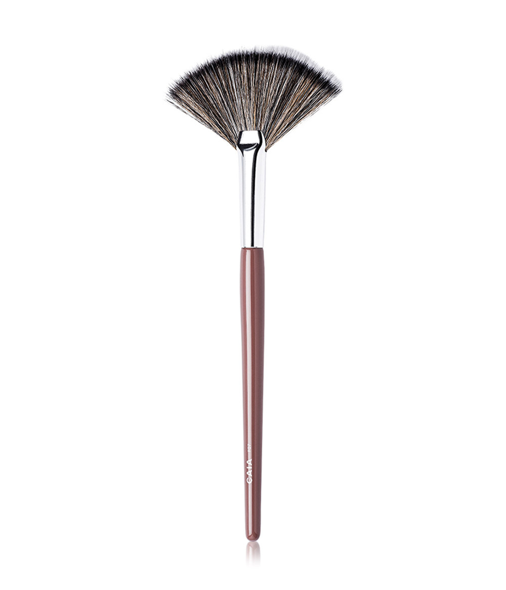 HIGHLIGHTER FAN BRUSH F07 i gruppen BØRSTER & TILBEHØR / BØRSTER / Makeup Børster hos CAIA Cosmetics (CAI144)