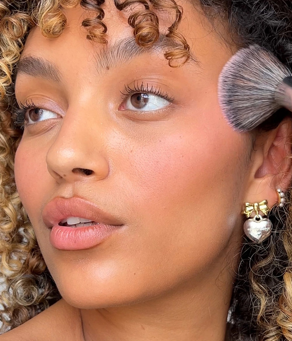 LEGALLY BLONDE LEGALLY BLONDE