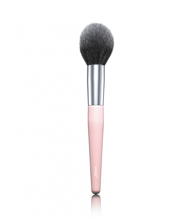POINTED POWDER BRUSH 10 - LIMITED EDITION i gruppen BØRSTER & TILBEHØR / BØRSTER / Makeup Børster hos CAIA Cosmetics (CAI540)