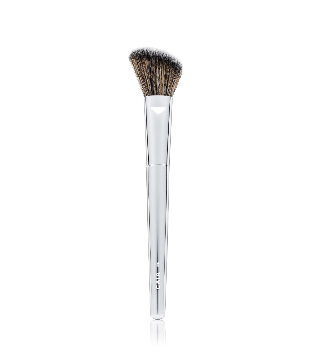 ANGLED SCULPTING BRUSH F06 i gruppen BØRSTER & TILBEHØR / BØRSTER / Makeup Børster hos CAIA Cosmetics (CAI547)
